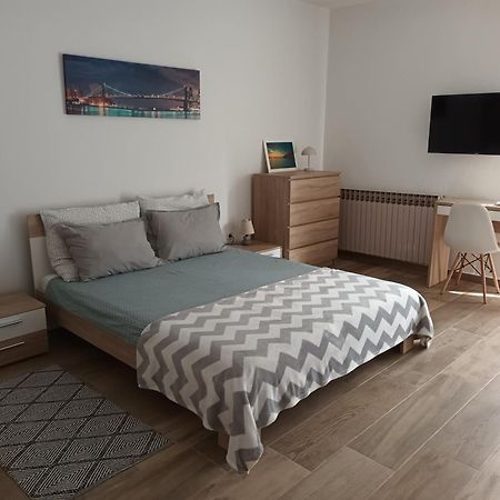 Studio Apartman Dori Пула Екстериор снимка