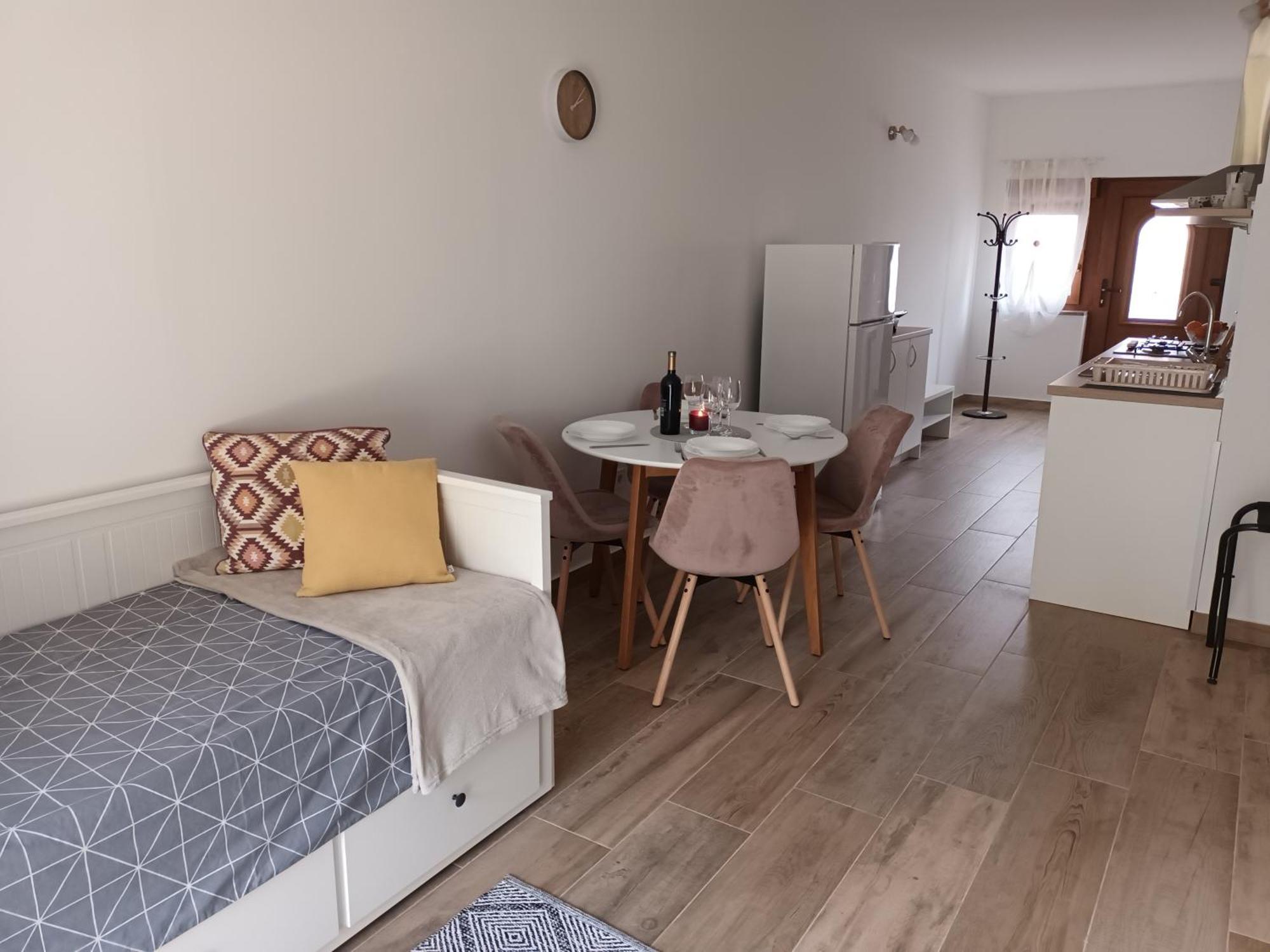 Studio Apartman Dori Пула Екстериор снимка